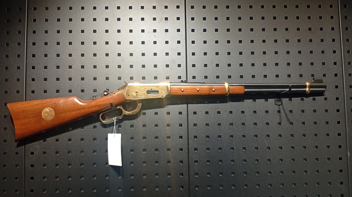 Winchester Cheyenne .44-40, 24-karat gold plating 1/11,225 made globally *SOLD*