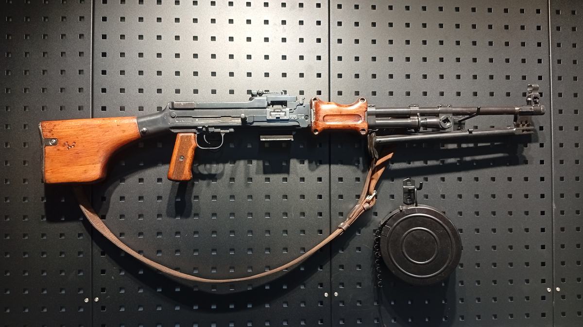 Polish RPD 7.62x39 Belt-Fed Machinegun *With Extras*