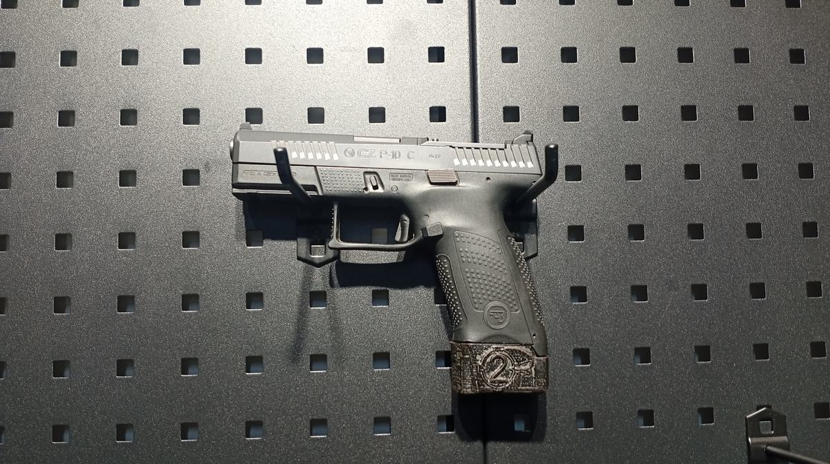 CZ P-10 C, 9x19