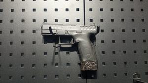 CZ P-10 C, 9x19