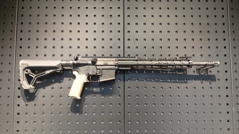 Diamond Back AR-15, 16" 5.56x45 NATO Semi-automatic