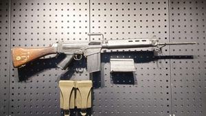 Kuwaiti FN-FAL Select-Fire 7.62x51 NATO *With Extras*  "War Trophy"